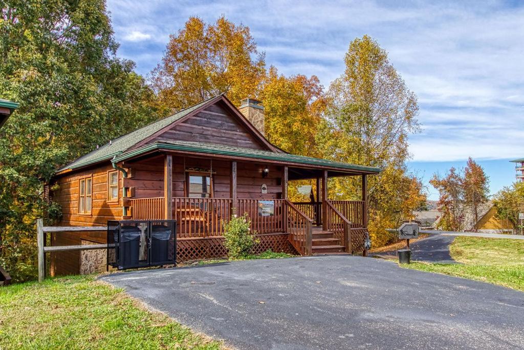 The Nut House, Hot Tub, Game Room, Wifi, 1089 Free Tickets Each Paid Day, Dollywood And More! Pigeon Forge Kültér fotó