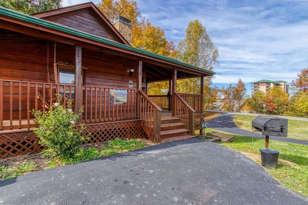 The Nut House, Hot Tub, Game Room, Wifi, 1089 Free Tickets Each Paid Day, Dollywood And More! Pigeon Forge Kültér fotó