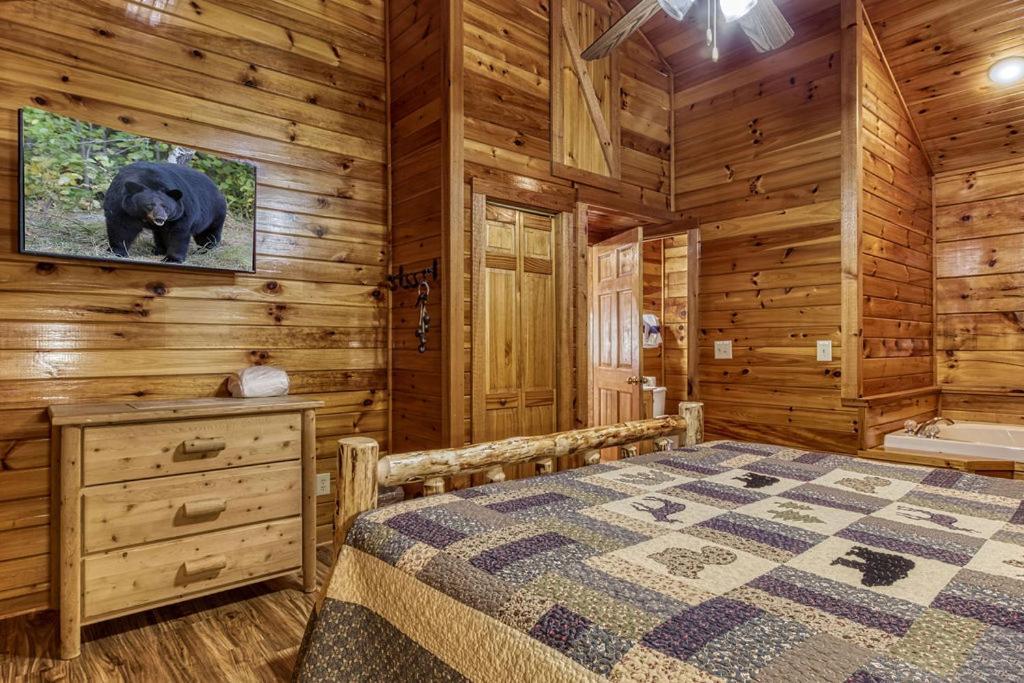 The Nut House, Hot Tub, Game Room, Wifi, 1089 Free Tickets Each Paid Day, Dollywood And More! Pigeon Forge Kültér fotó